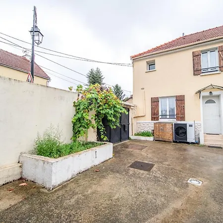Location Cosy Paris Villa