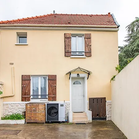 Location Cosy Paris Villa